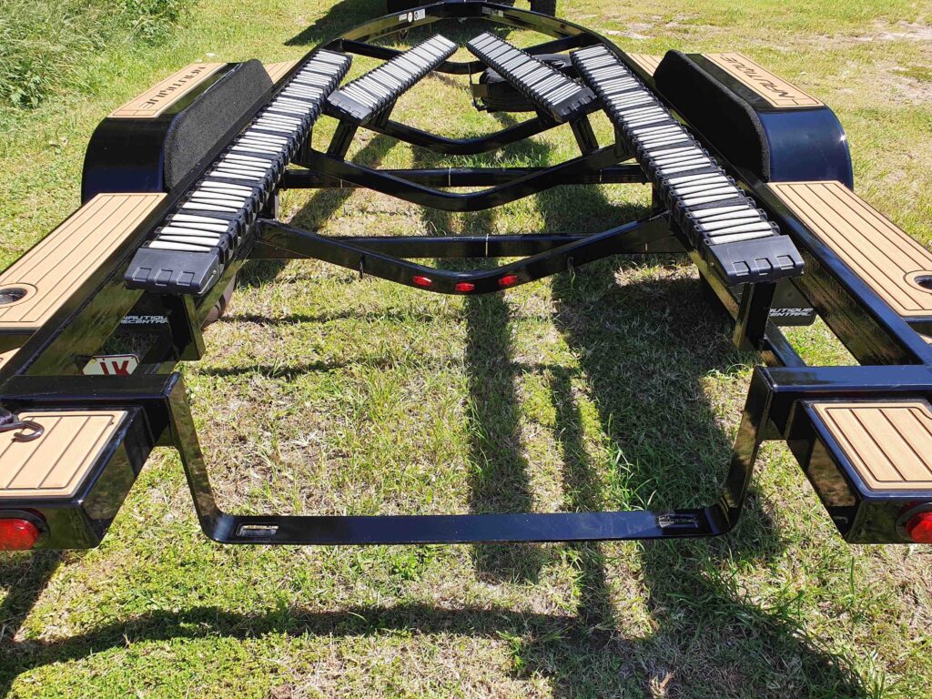 Snaptraxx Snaptracks Snaptrax bunk hull boat nautique trailer